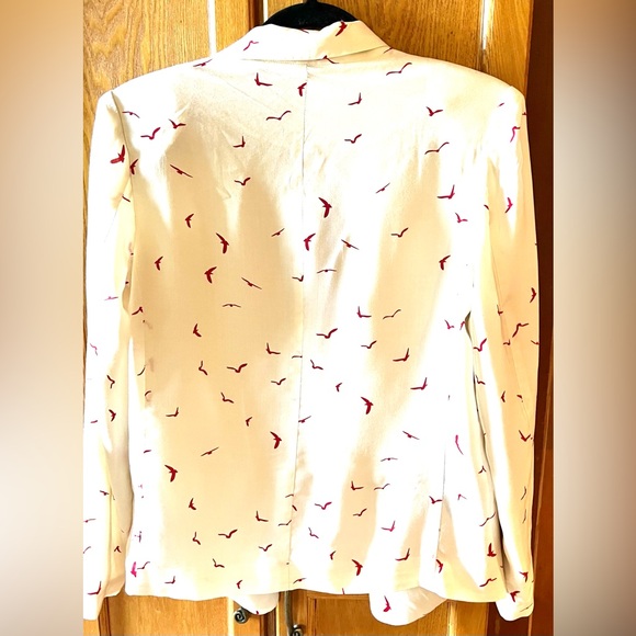 PJK cream open blazer with tiny red abstract birds. Rayon but feels like silk. - Picture 5 of 10